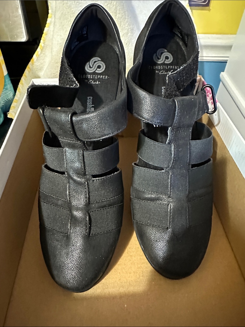 Cloudsteppers by Clarks Black Women's Wedge Preowned
